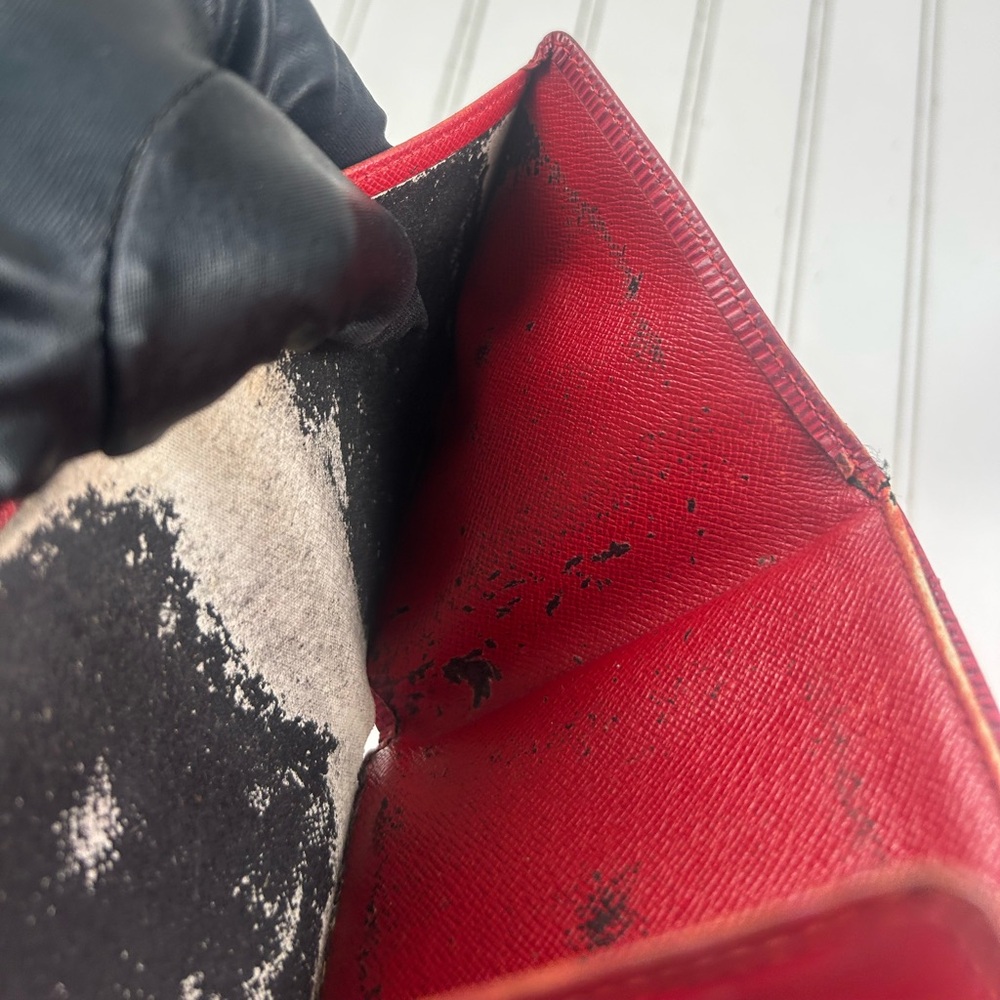 Louis Vuitton Vintage Red Epi Elise Wallet - Picture 9 of 11